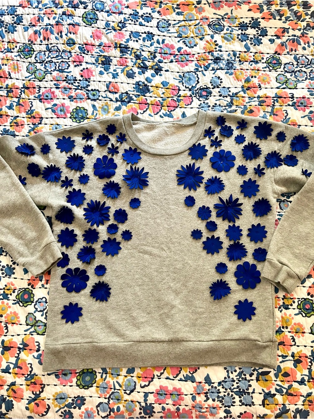 J. Crew Gray Crewneck Sweater with Bold Blue Floral Appliqués Sz S